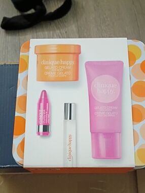 Clinique Pink & Orange Gelato Cream and Lip Balm Gift Set